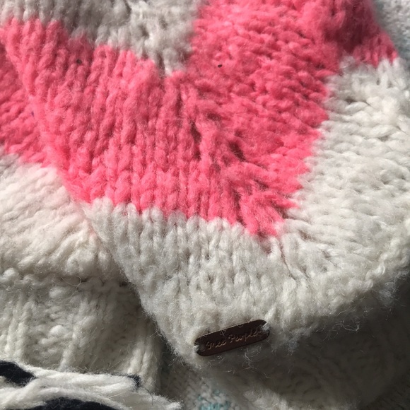 Free People Black and Cream Knit Hat - Picture 2 of 4